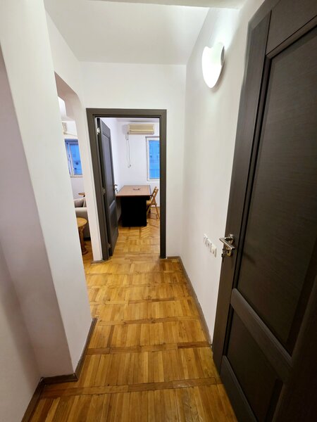 Piata Kogalniceanu et 6 Cismigiu 3 camere